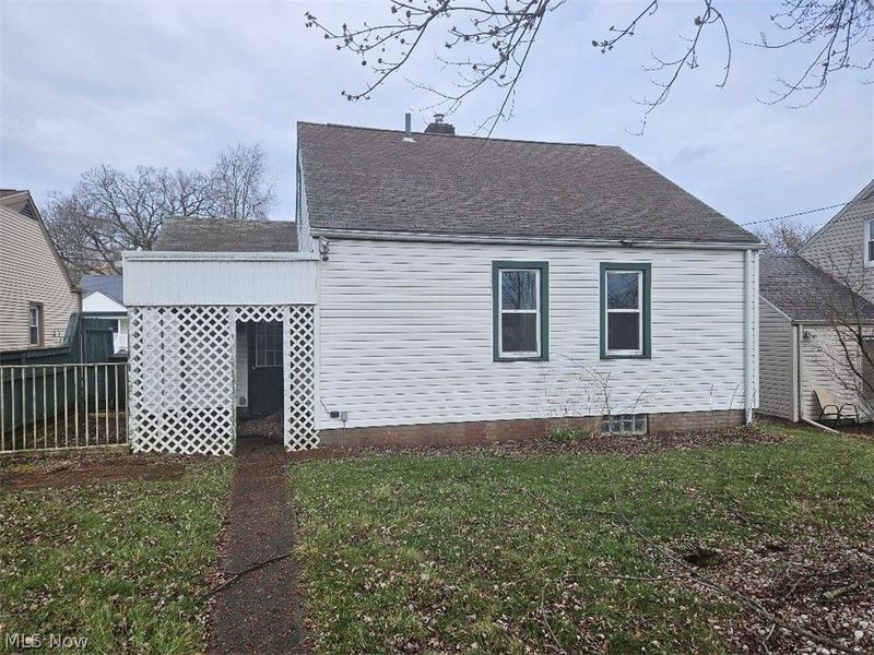 3212 9th Street NW, Canton, OH 44708 Photo 2