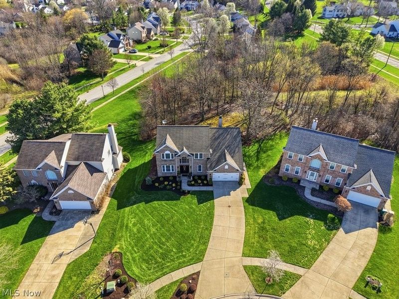 9943 Brookhill Circle, Twinsburg, OH 44087 Photo 3