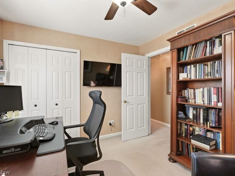 9943 Brookhill Circle, Twinsburg, OH 44087 Photo 32