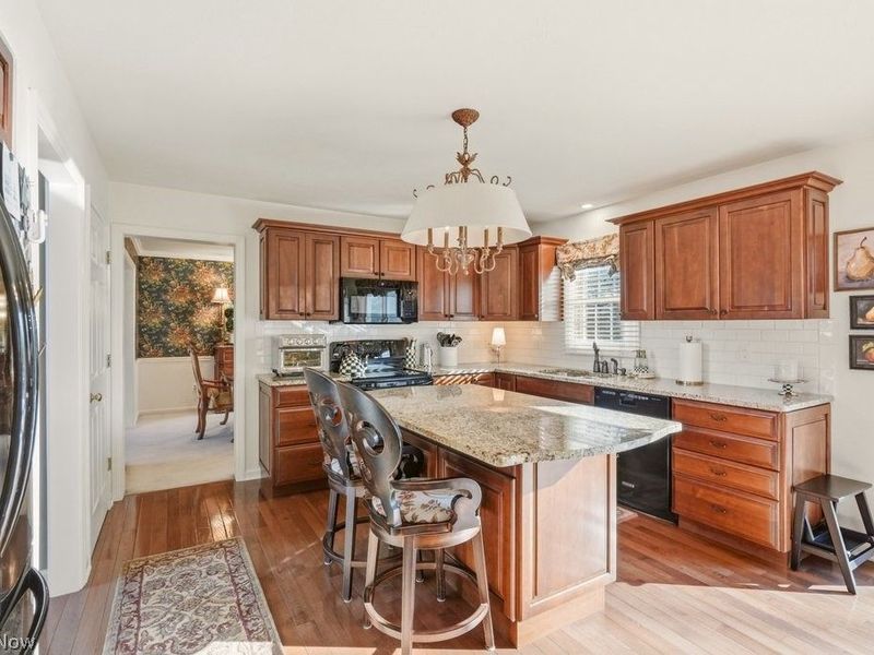 9943 Brookhill Circle, Twinsburg, OH 44087 Photo 8