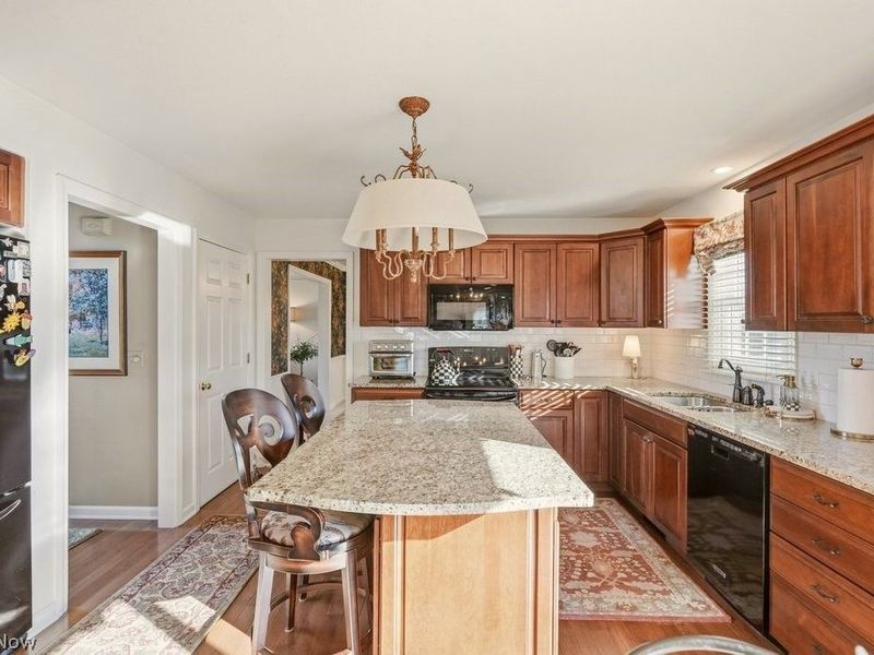 9943 Brookhill Circle, Twinsburg, OH 44087 Photo 9