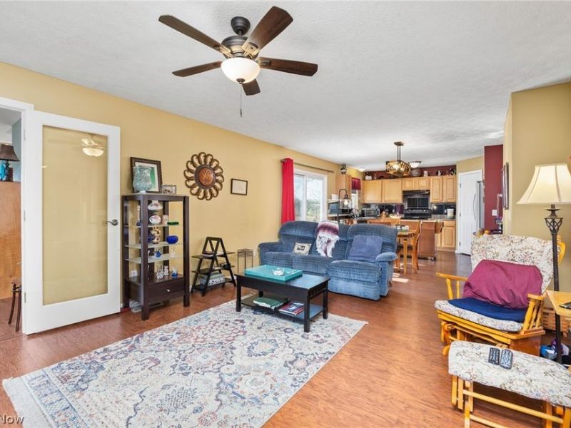 211 Burkdale Court, Wadsworth, OH 44281 Photo 15