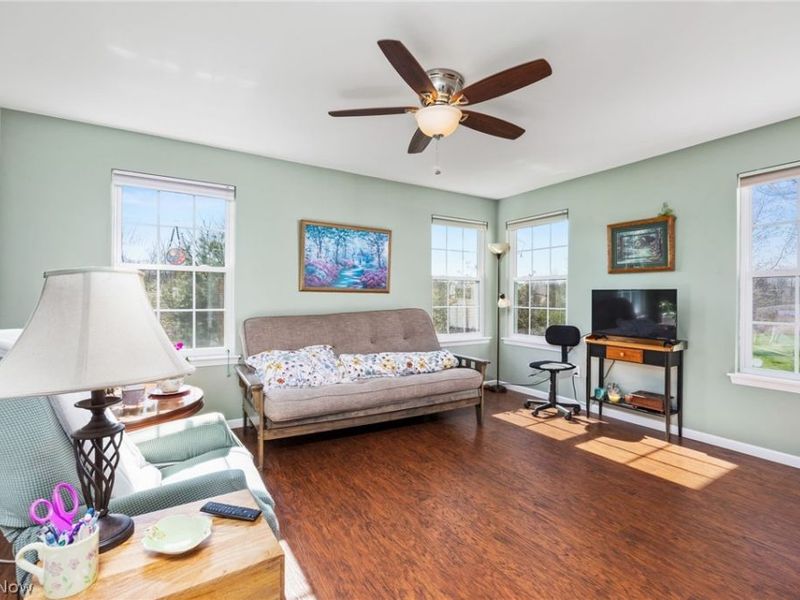 211 Burkdale Court, Wadsworth, OH 44281 Photo 17