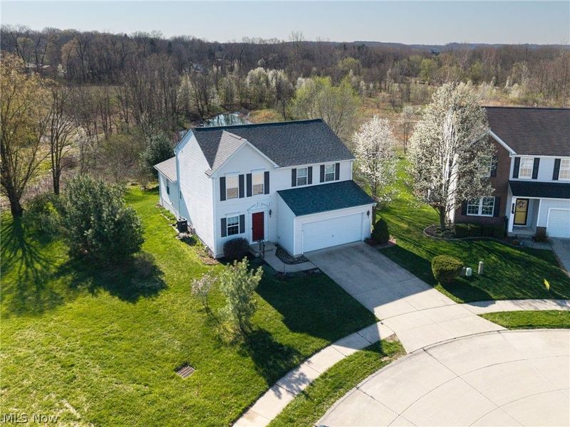 211 Burkdale Court, Wadsworth, OH 44281 Photo 3