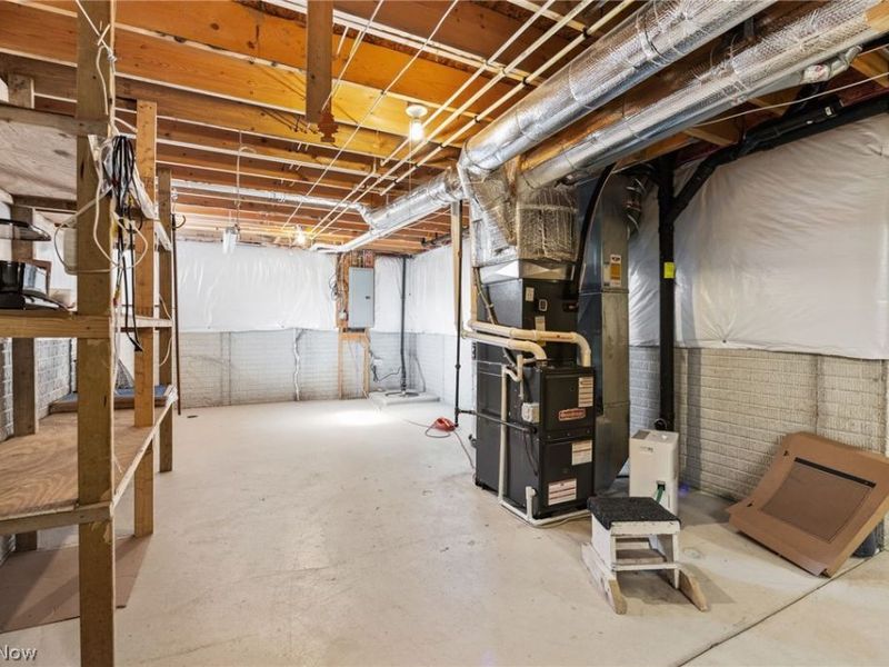 211 Burkdale Court, Wadsworth, OH 44281 Photo 31