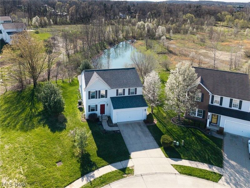 211 Burkdale Court, Wadsworth, OH 44281 Photo 4