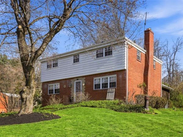 2425 Saddle Dr, Allison Park, PA 15101