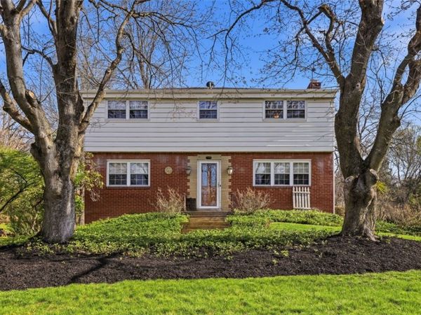 2425 Saddle Dr, Allison Park, PA 15101