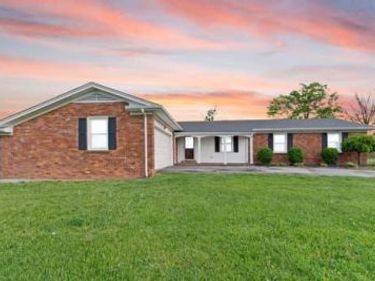101 Holly Hill Circle, Nicholasville, KY 40356