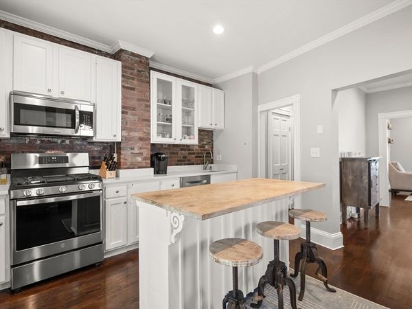 372 Silver St, Boston, MA 02127