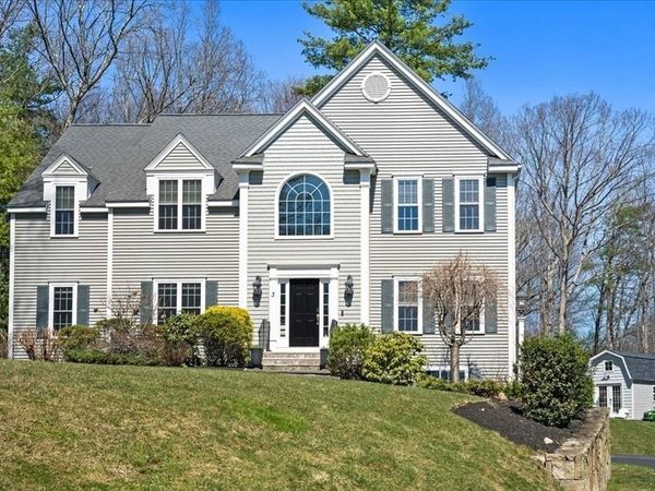 3 Foxhill Drive, Southborough, MA 01772