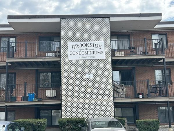 16 Arizona Ter, Unit 4, Arlington, MA 02474