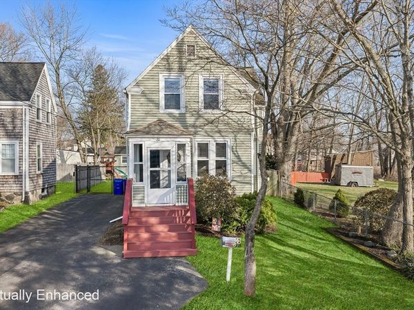 20 Emerson St, Rockland, MA 02370