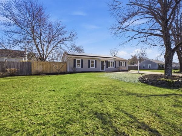 534 Hogg Memorial Dr, Whitman, MA 02382