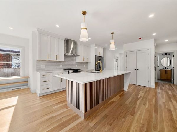 6-8 South, Unit 1, Stoneham, MA 02180