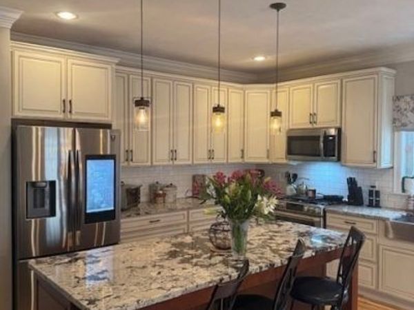 5 Deer Hill Rd, Oxford, MA 01537