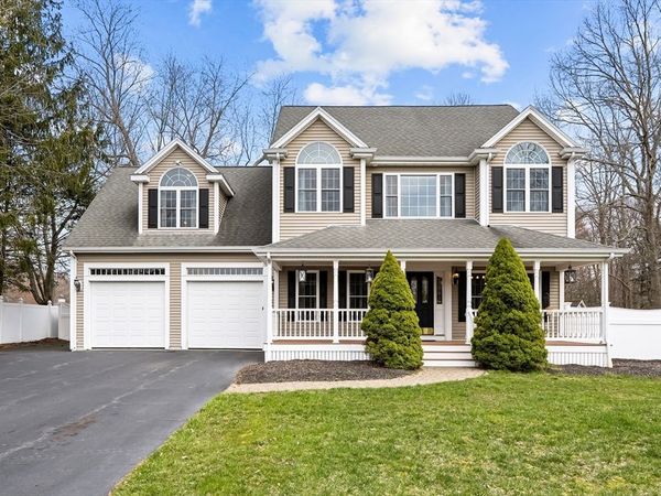 205 Elm St, East Bridgewater, MA 02333