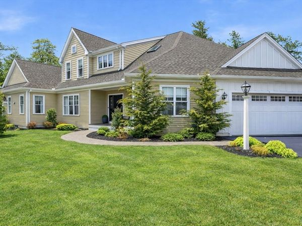 3 Mountain Laurel Way, Plymouth, MA 02360