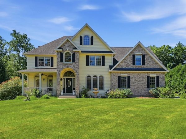5 Gableview Lane, Southwick, MA 01077
