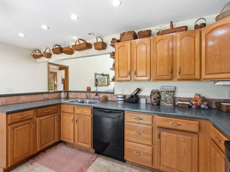 5054 E Schoolhouse Road, Port Clinton, OH 43452 Photo 28