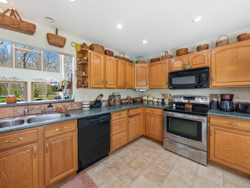 5054 E Schoolhouse Road, Port Clinton, OH 43452 Photo 29