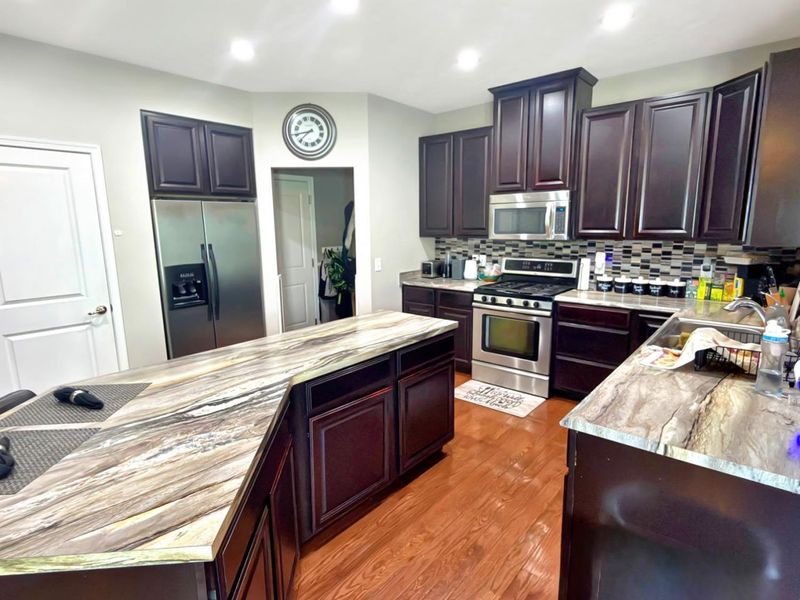 6138 Meadow Farm Lane, Lorain, OH 44053 Photo 16