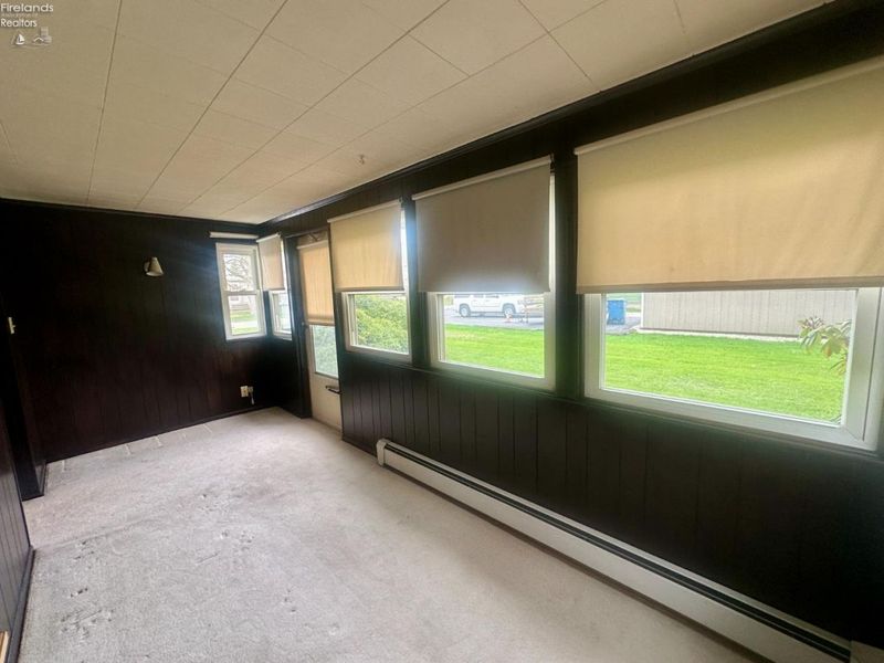 121 Broad Street, Oak Harbor, OH 43449 Photo 12