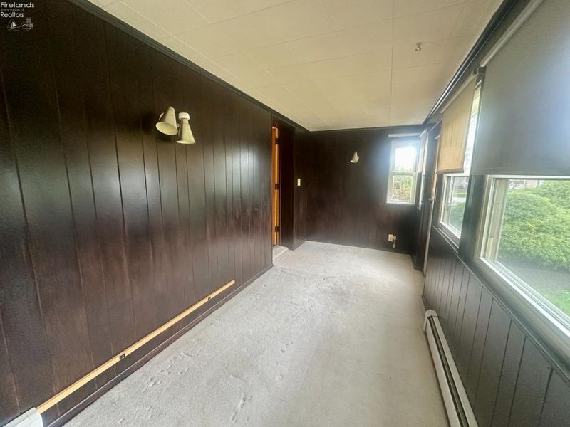 121 Broad Street, Oak Harbor, OH 43449 Photo 13