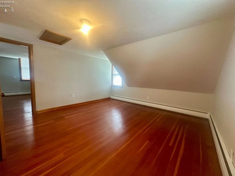 121 Broad Street, Oak Harbor, OH 43449 Photo 19