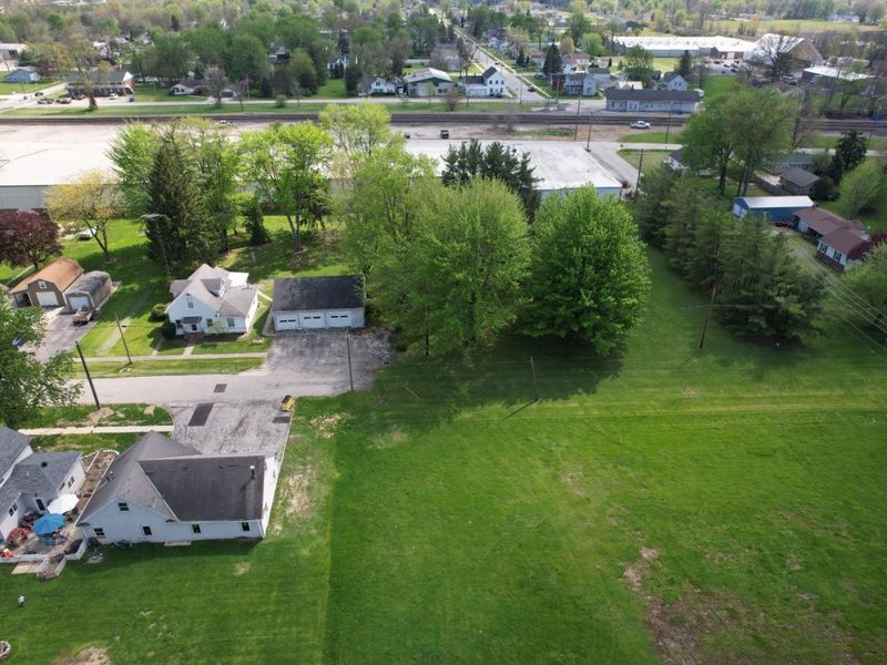 121 Broad Street, Oak Harbor, OH 43449 Photo 32