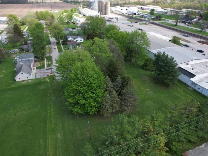 121 Broad Street, Oak Harbor, OH 43449 Photo 33