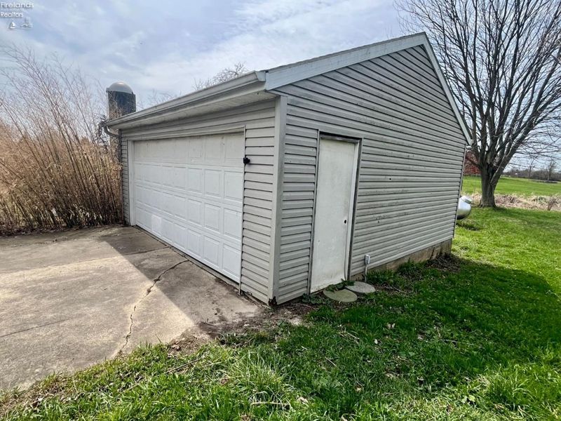 1493 N Butler Road, Wakeman, OH 44889 Photo 11