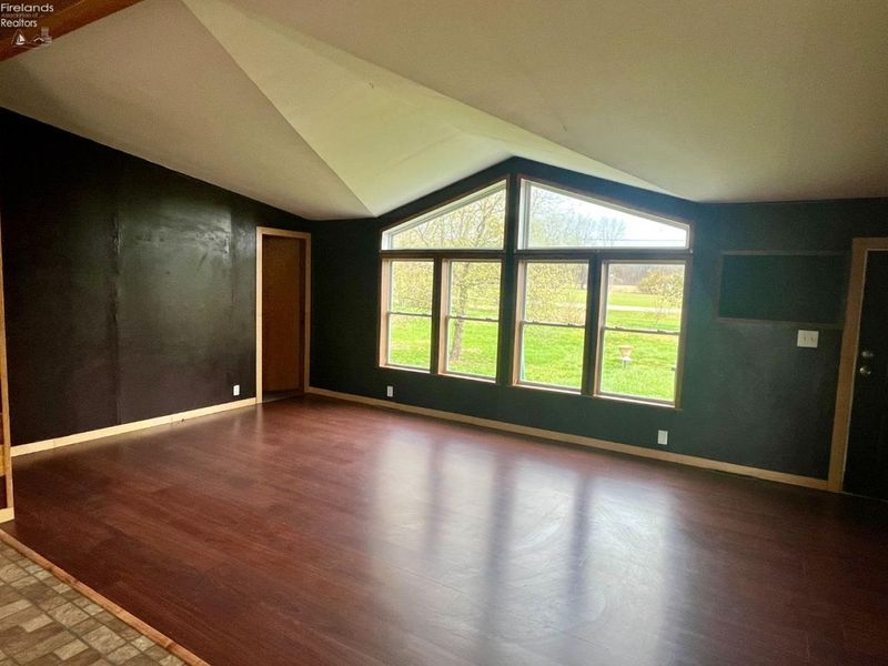 1493 N Butler Road, Wakeman, OH 44889 Photo 3