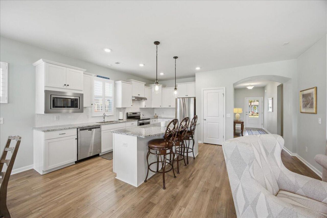 6231 Woodsedge Court Photo 10