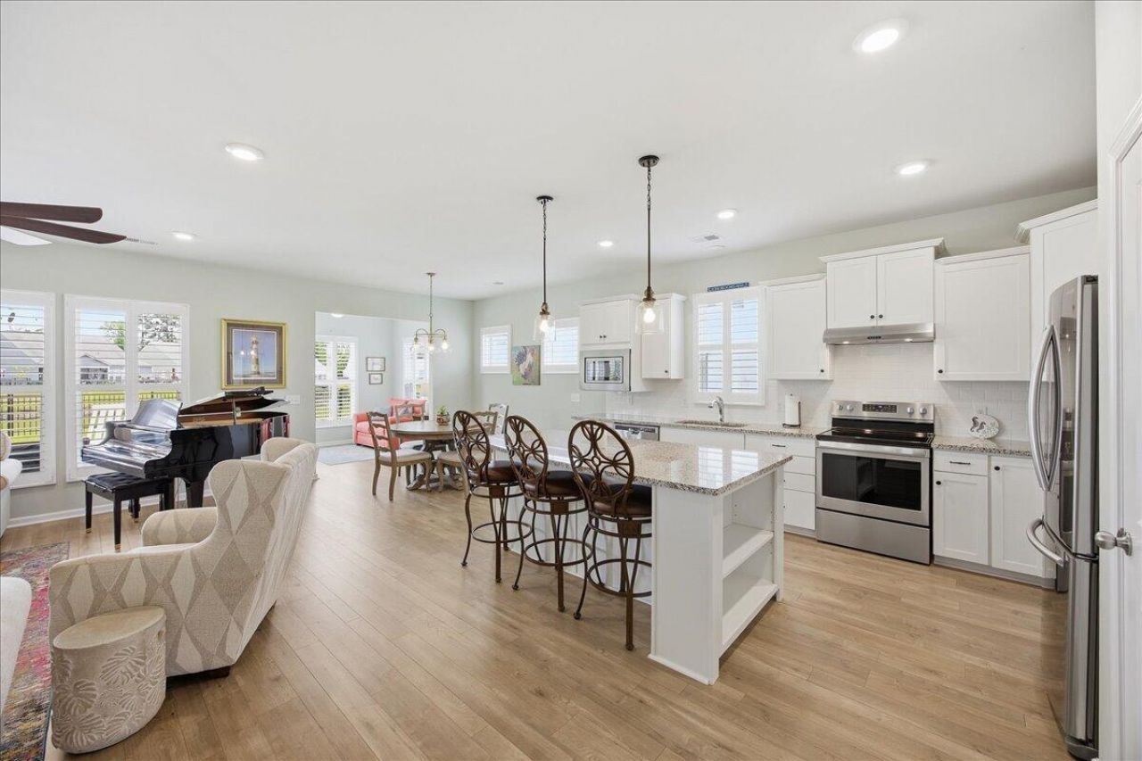 6231 Woodsedge Court Photo 13