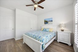 6231 Woodsedge Court photo 4