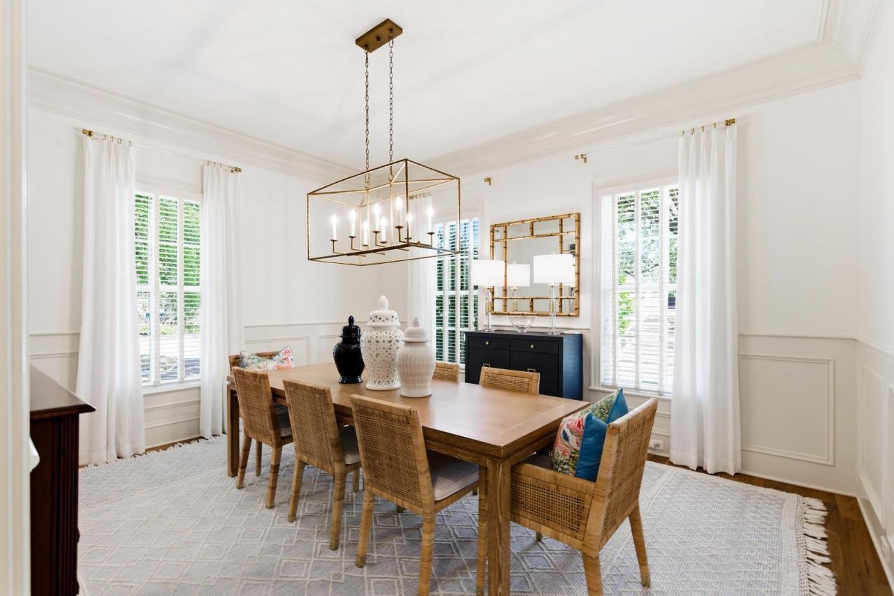 824 Bridgetown Pass Photo 17