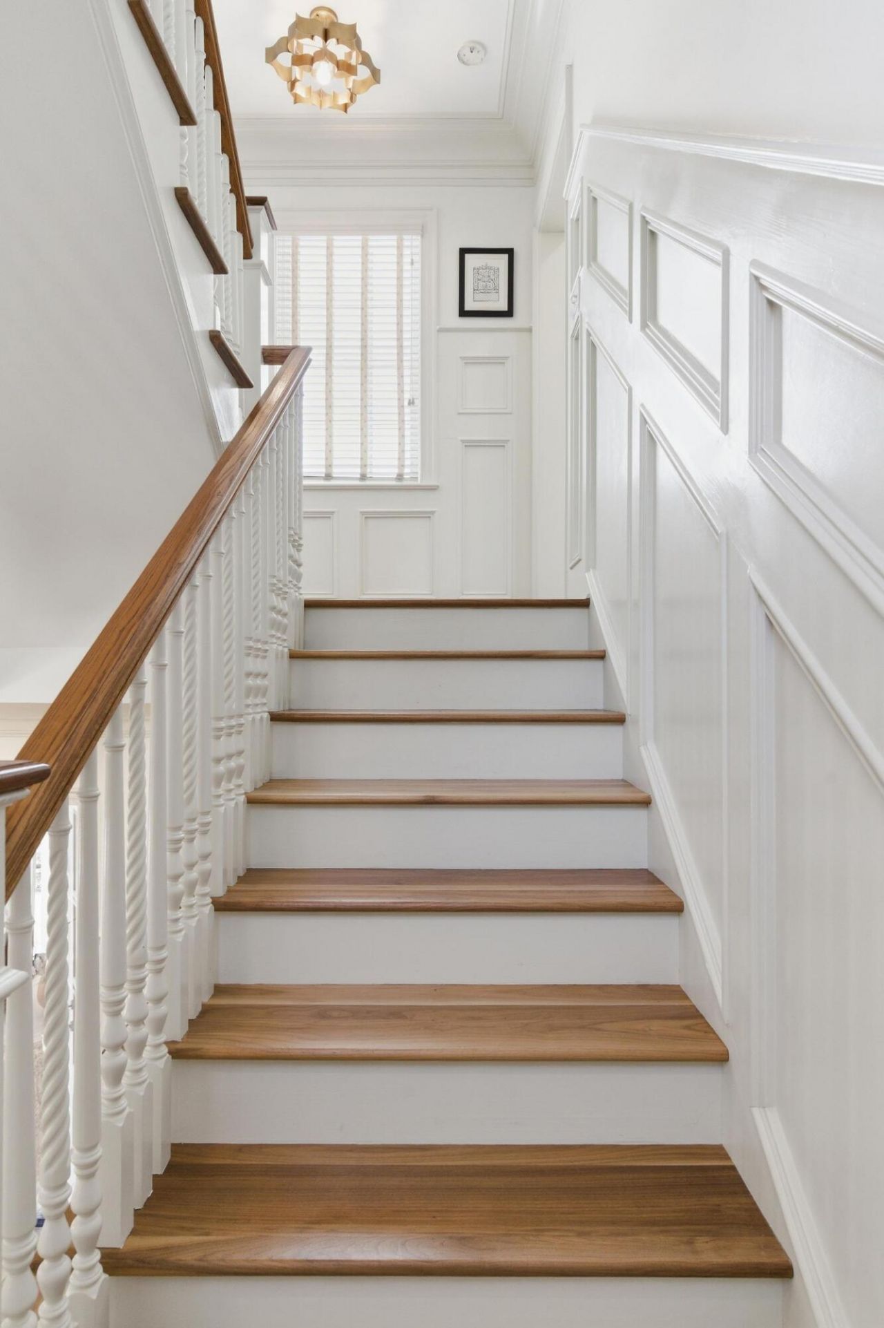 824 Bridgetown Pass Photo 32