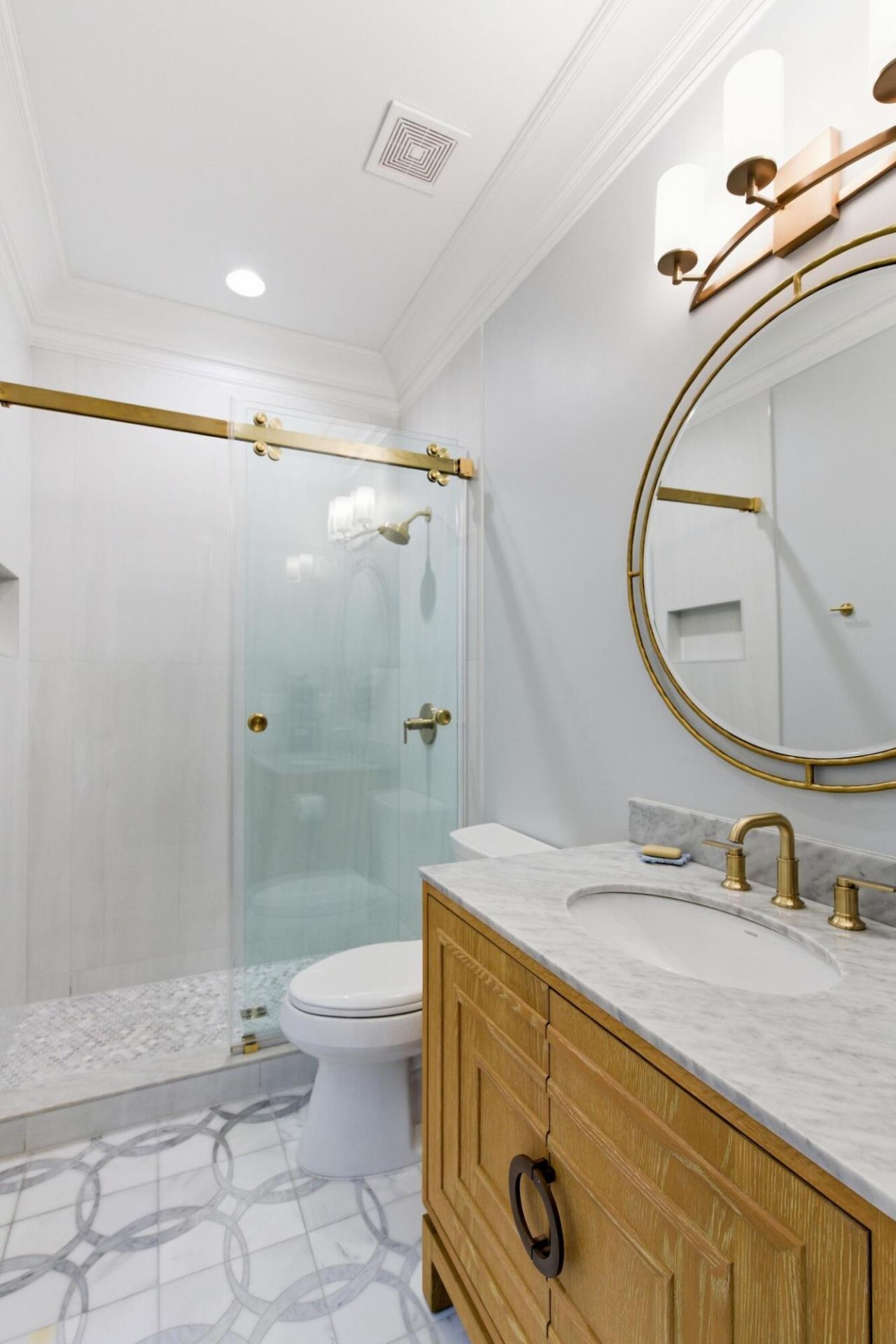 824 Bridgetown Pass Photo 45