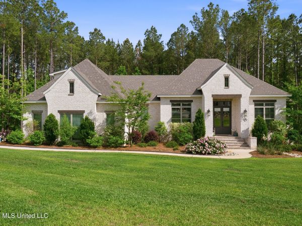 16 Manatee, Hattiesburg, MS 39402