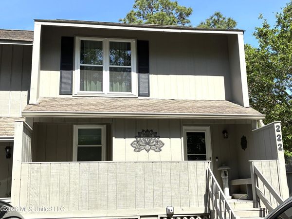 222 Highpoint Drive, Diamondhead, MS 39525