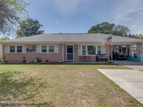 141 Beachview Avenue, Biloxi, MS 39531