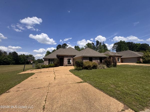 151 Notting Hill Place, Canton, MS 39046