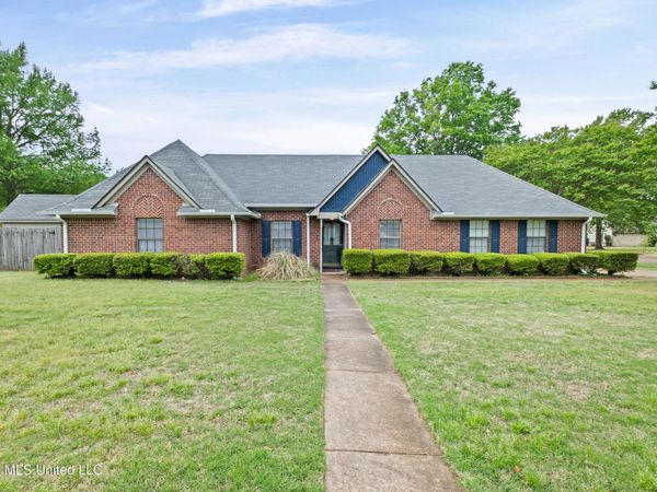 5267 Peach Trail Cove, Southaven, MS 38671