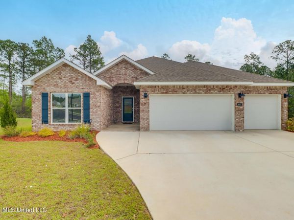 4937 Fern Drive, D'Iberville, MS 39540