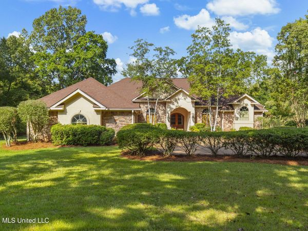 373 Chapel Hill Road, Flora, MS 39071