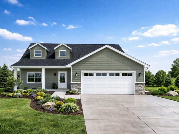 6225 86th Avenue S, Horace, ND 58047