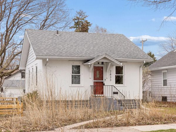 2833 34th Avenue S, Minneapolis, MN 55406
