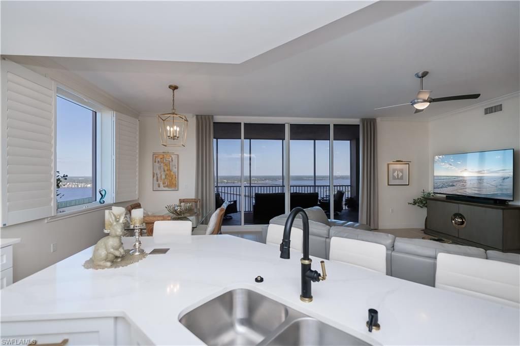 2104 W First St, Unit 3103, Fort Myers, FL 33901 Photo