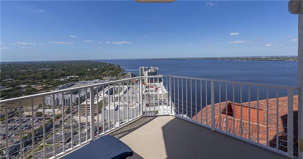 2104 W First St, Unit 3103, Fort Myers, FL 33901 Photo